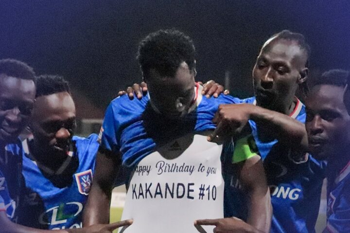 SC Villa keep Vipers in sight